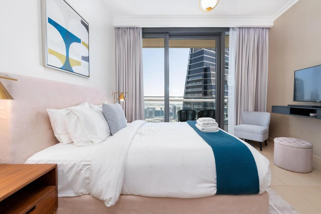 Vacay Lettings - Burj Vista High Floor Burj Khalifa & Fountain View Apartment Dubai