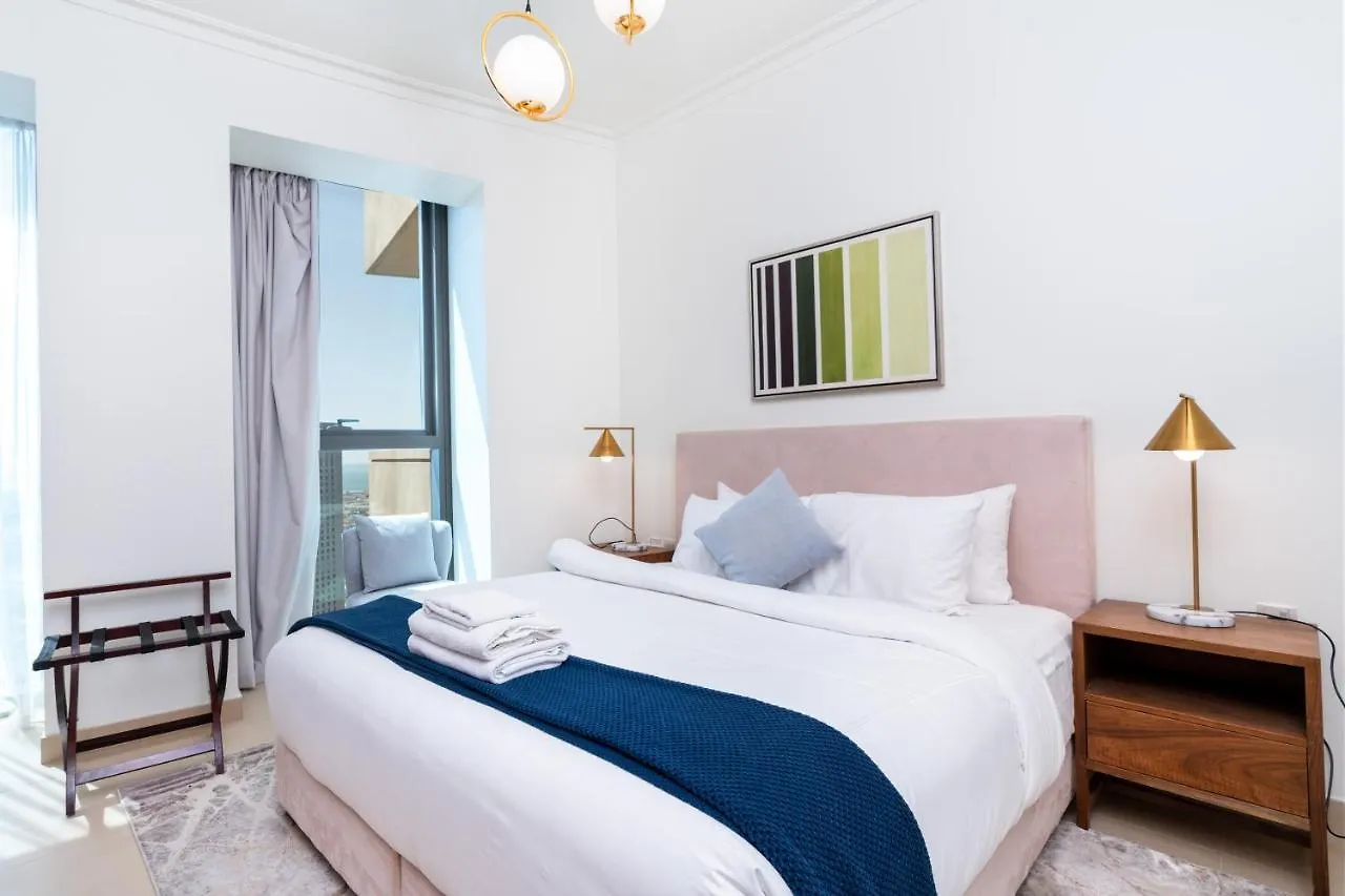 Vacay Lettings - Burj Vista High Floor Burj Khalifa & Fountain View Apartment Dubai 0*,